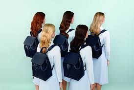 Mansur Gavriel Ss15 Campaign Mansur Gavriel S Visual Portfolio Bof Careers The Business Of Fashion Artistic Fashion Photography Fashion Fashion Portfolio
