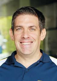 Pointing out pitfalls of social media reliance