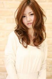 ちょっぴり甘くてセクシーな愛されフェミニンスタイル ロング ２０１２ ロングヘア 髪型 ヘアスタイル