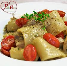 Pasta con tonno fresco e zucchine. Pastiamo Paccheri Al Tonno Fresco Con Pesto Di Melanzane