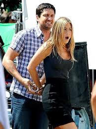 Published july 30, 2009 jennifer aniston leave a comment tags: Web Page Under Construction Jennifer Aniston Gerard Butler Celebrity Film