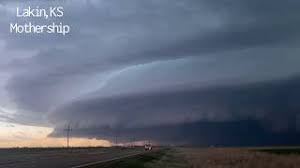 This supercell was the most amazing storm i have ever seen with stacks on stacks of striations and insane motion. Elite Mothership Supercell Structure With Tornado Warmed Storm Youtube