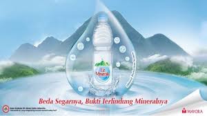 Desain karakter tanggung jawab dari pekerjaan ini adalah menggambar karakter yang akan ditampilkan secara lengkap, mulai dari pakaian yang dikenakan hingga ekspresinya. 50 Contoh Iklan Menarik Beserta Gambar Sangat Kreatif Slogan