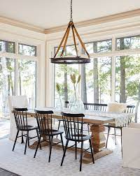 With its unadorned glass doors, this sarah richardson design dining room is all about the view. Tour A Nature Inspired Cottage By Sarah Richardson Design House Home
