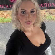 I'm wondering what to charge for a half sheet of a cake like this filled  with custard for reference I'm in Oregon