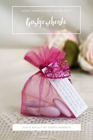 Fertiges Gastgeschenk Eunike In Fuchsia In 2020 Hochzeit Shop Hochzeitseinladung Und Gastgeschenke