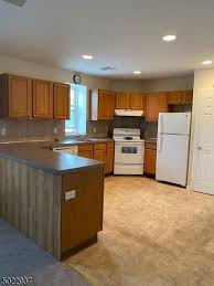 471 pompton ave, cedar grove, nj 07009