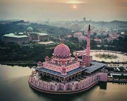 Rahsia kecantikan saya bukanlah rahsia kecantikan sama sekali. 5 Kecantikan Masjid Putra Wisata Religi Di Malaysia Wajib Dikunjungi