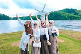 Untuk harga tiketnya sangat murah yaitu rp 5.000 per orang. Waduk Sermo Kulonprogo Yogyakarta Harga Tiket Masuk 2021 Lokasi