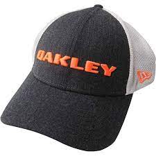 Amazon Com Oakley Men S Standard Heather New Era Hat Graphite One Size Clothing Oakley Men Oakley New Era Hat