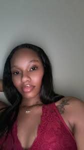 Now I do my own brows and lashes🙄 .. Man I miss being fine. #irismama  Gayla Young 🌟🌟🌟 Chris Hines 🖤