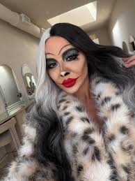 Ani Goulayan (@Vanitymakeupofficial) • Facebook