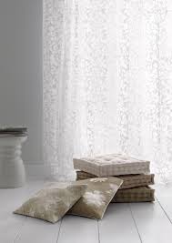 Stoff Fur Gardinen Die 8 Schonsten Modelle Furs Fenster Gardinen Vorhange Wohnzimmer Fenster Gardinen