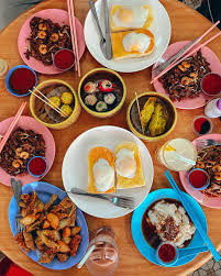 Ipoh has a vibrant food scene with a vast proliferation of hawker centres and restaurants. 9 Best Breakfast Spots In Ipoh You Have To Check Out Penang Foodie