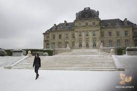 He has been married to alexandra pastor since june 3, 2004. David Hallyday Simple Figurant Dans Hunger Games Le Point
