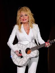 Dolly Parton To Perform In Macy S Thanksgiving Day Parade Wbma The macy's thanksgiving day parade was a deflating experience for new yorkers this year. thanksgiving day parade