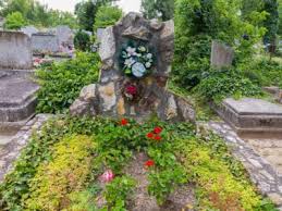 Maybe you would like to learn more about one of these? Graveside Garden Plot Can I Plant Flowers In A Cemetery