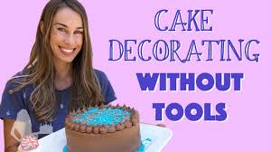 You could find it as a sort of cupcake. Cake Decorating Without Tools And A Turntable Hack Youtube