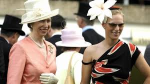 Juli 2011 mit mike tindall verheiratet. Prinzessin Anne Und Stephanie Phillips Geheime Tochter Im Palast Das Ist Die Schwester Von Zara Tindall News De