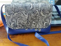 Sac bandoulière en cuir, fabriqué en italie, à porter. Le Sac A Bandouliere Made In Madalena La Newbie Du Fil