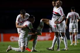 Projeção brasileirão 2021 por gustavo 25 julho 2021 as 10:05pm Daniel Alves Rebate Criticos Apos Classificacao Do Spfc Na Copa Do Brasil Veja Jovem Pan