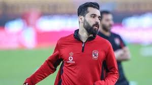 صورة ت ثير الجدل حول احتراف عبدالله السعيد في الدوري السعودي صحيفة وطني الحبيب الإلكترونية Athletic Jacket Jackets Fashion