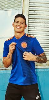 El jugador de la selección de colombia james rodríguez. James Con La Camiseta De Visitante Seleccion Colombia Rusia 2018 James Rodriguez James Rodrigues James Rodriguez Colombia