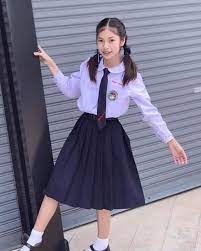 ในภาพอาจจะม 1 คน กำล งย น