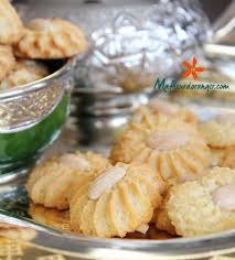 Petits Gateaux Aux Amandes Ma Fleur D Oranger Petits Gateaux Aux Amandes Gateau Amande Cuisine Marocaine