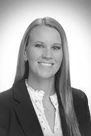 Jeri Holbrook's Instagram, Twitter & Facebook