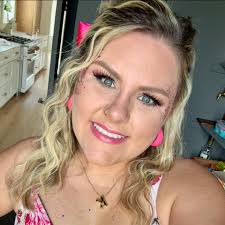 What are some good catering and bartending services for a wedding in Houma,  Louisiana?