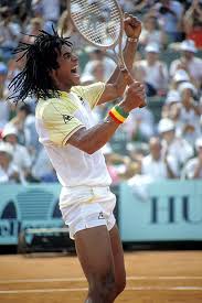 Noah donned a dress for much of the match. Yannick Noah Frankrig Sport Olympique Sportif Le Coq Sportif
