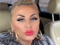 W najnowszym wpisie nawiązała do swojej mrocznej przeszłości. Dagmara Kazmierska Z Krolowych Zycia Pokazala Ukochanego Ale Przystojniak