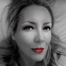 Carlotta Stephens (@CarlottaStephen)