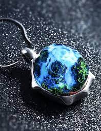 Ever Changing Turtle Jewelry Encases Dazzling Tiny Worlds In Their Resin Shells Turtle Jewelry Jewelry Pretty Jewellery
