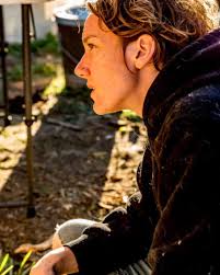 This weeks #womenwhowoodfire feature are two women who work together to  carry the tradition of their family, Macrina Mateo Martínez & Alberta  Sánchez Mateo. Niece and Aunt, Macrina and Alberta carry on