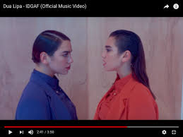 Born 22 august 1995) is an english singer and songwriter. Dua Lipa Tampil Kembar Dalam Video Klip Idgaf Tabloidbintang Com