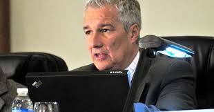 Juicio 8300web: Caso Albanesi: “Sexton me ofreció un piquete de honor con  seis soldados para el entierro de mi padre”