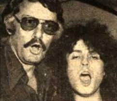So apparently Marc Bolan was a big Stan Lee/Marvel Comic fan. Here they are  together in 1975. Marc even interviewed Stan for ITV TV's "The Today Show".  • • • #vintage #oldphoto #