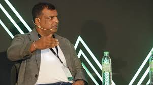 Airasia chief tony fernandes weds korean girlfriend in france asia. Tony Fernandes Shares Lessons From Building Airasia