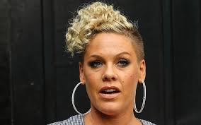 He became interested in acting during his last year of high school. Nach Shitstorm Pink Will Keine Bilder Mehr Von Ihren Kindern Posten