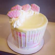 Momma & mia's flower boutique. Razzle Dazzle Diamond Cake Hayley Cakes And Cookieshayley Cakes And Cookies