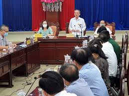 Bà lê thị ái nam, phó bí thư thường trực tỉnh ủy, chủ tịch hđnd tỉnh bạc liêu đề nghị kích hoạt ngay kịch bản phòng chống bệnh trong cộng đồng, truy vết thần tốc tất cả các trường hợp f1, f2. Ohie Tadi9furm