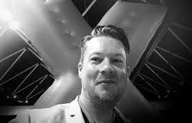 Glen Barry's Instagram, Twitter & Facebook