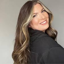 Trudi Cook's Instagram, Twitter & Facebook