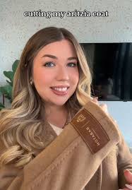 Aritzia Heather Constant Cam