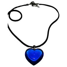 Robert held rhag signed blue iridescent art glass heart paper weight 3 by 2.5. Baccarat Baccarat Crystal Heart Romance Necklaces Glass Blue Ref 158094 Joli Closet