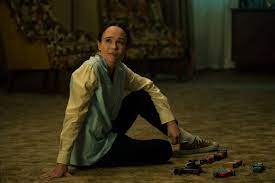 Official facebook page for elliot page. Elliot Page Will Continue Playing Vanya In Umbrella Academy Vanity Fair