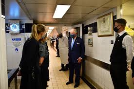 Casa real de los paises bajos / dutch royal family. El Principe De Gales Visito Theritzlondon 10 Diciembre 2020 Cotilleando El Mejor Foro De Cotilleos Sobre La Realeza Y Los Famosos Felipe Y Letizia