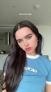 Sabrina Carpenter's Dance Performance of 'Manchild'